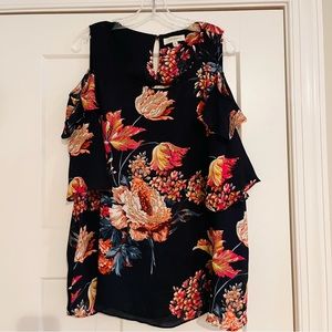 *Final price* UMGEE Navy floral cold shoulder top size 1X